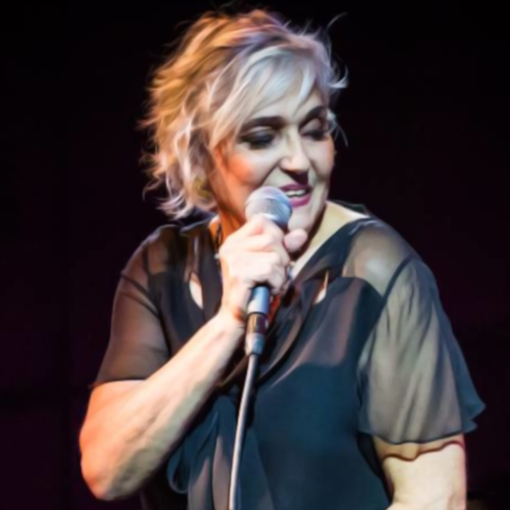 Julie Eigenberg Performs